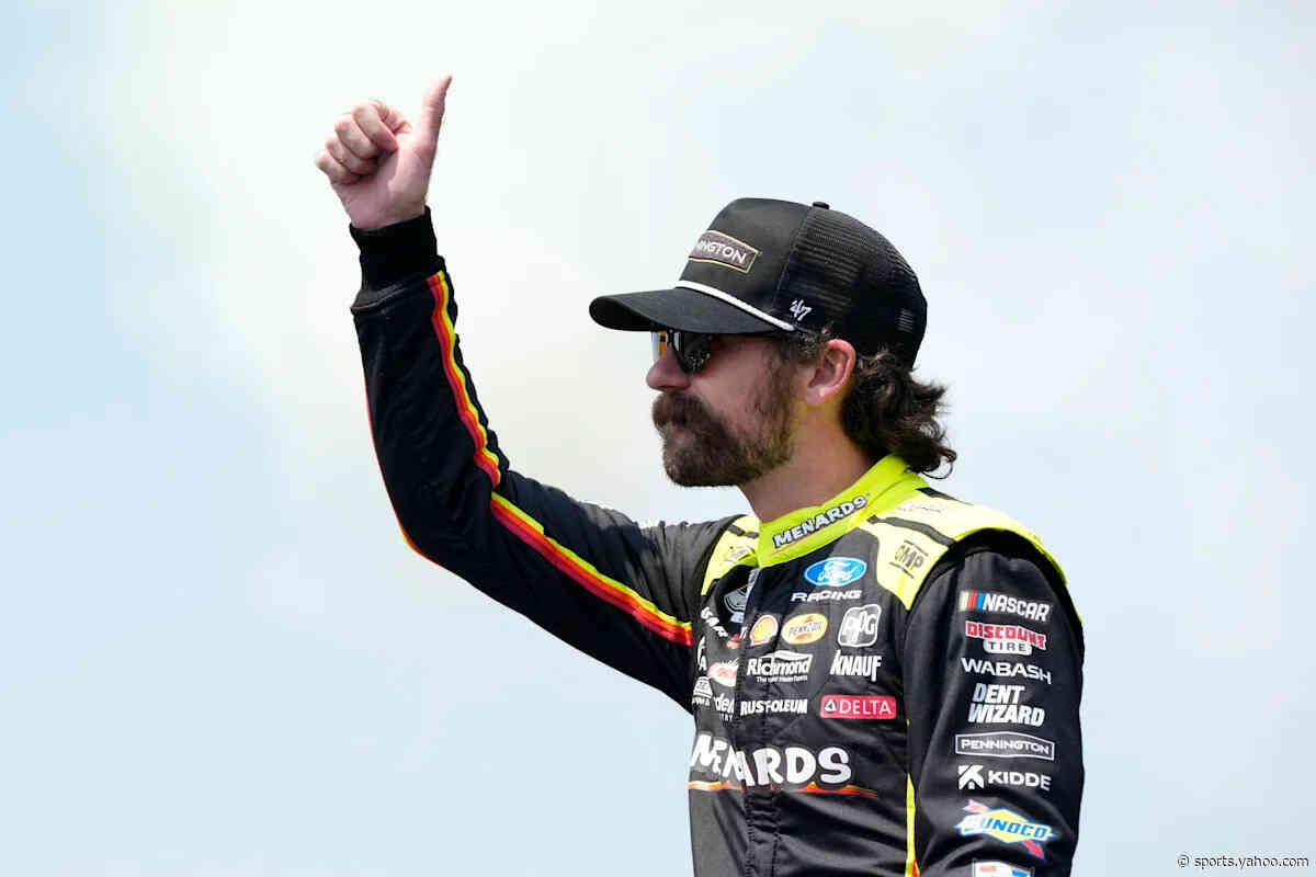 Ryan Blaney qualifies 1st at Richmond for 2nd consecutive NASCAR pole position