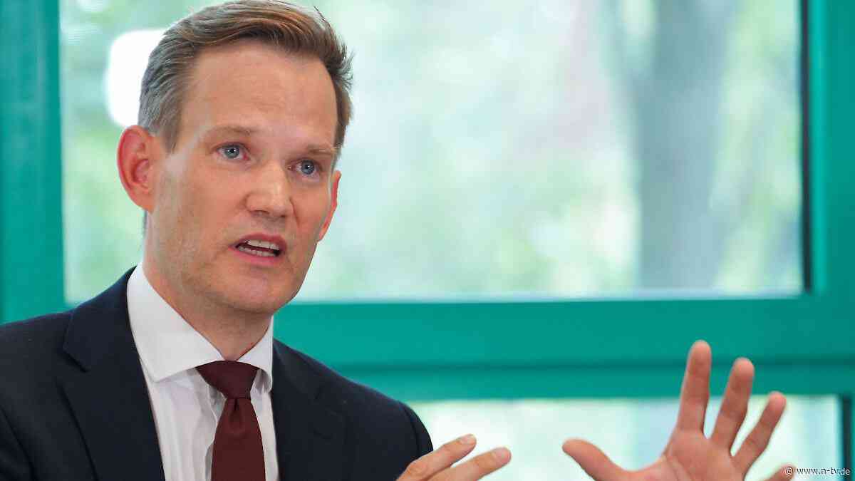 Über zwölf Euro pro Packung?: Streeck pocht auf höhere Tabaksteuer als bisher geplant