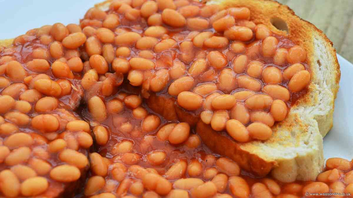 Beans on toast will be tastier if you heat them up with 1 simple ingredient chef loves