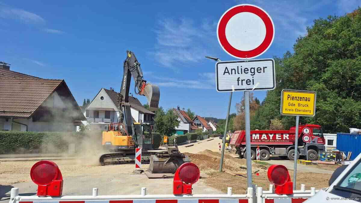 Waldstraße in Pienzenau aufgerissen: Einwohner kommen teilweise nicht mehr raus
