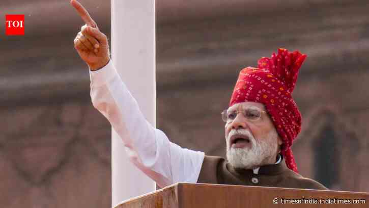 Modi’s Red Bandhej Safa: PM uses Independence Day turban to spotlight crafts; viewers meet Rajasthan textile