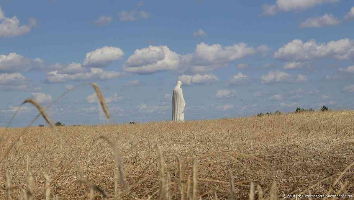 Mariä Himmelfahrt: Riesige Marienstatue wird in Polen eingeweiht