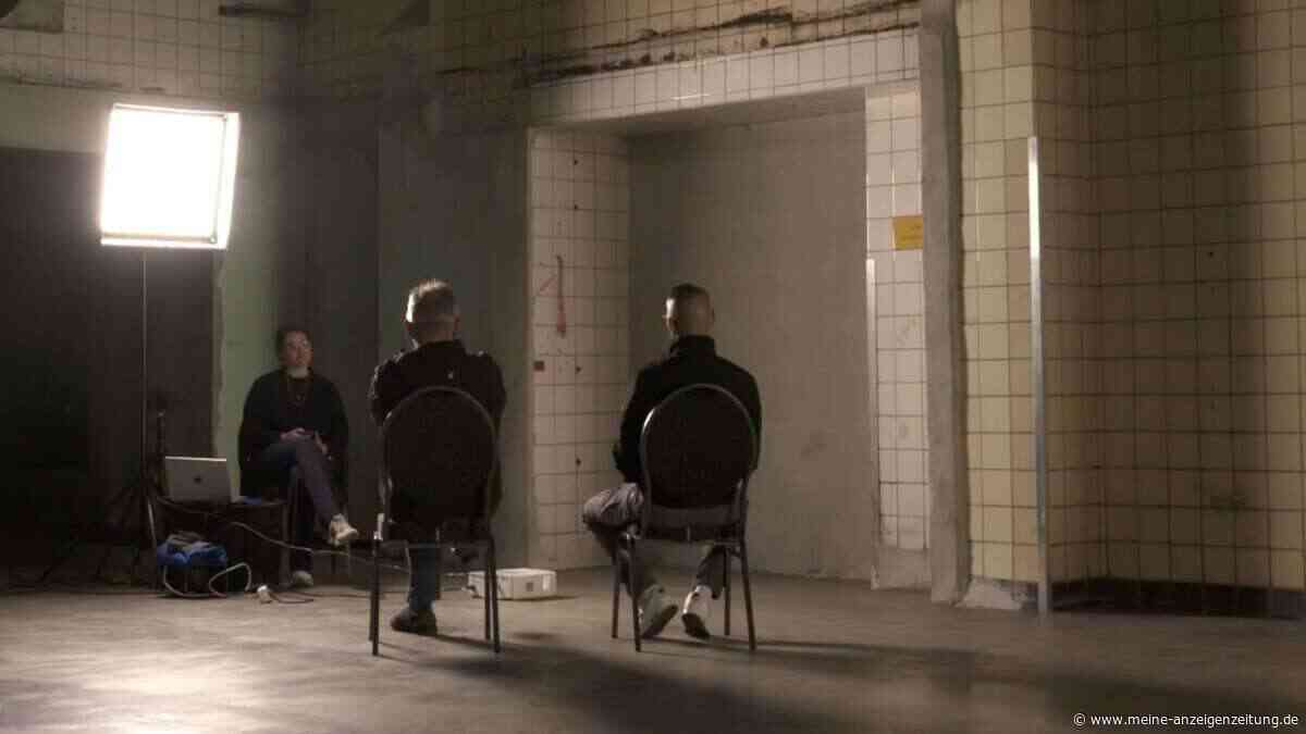 „Eigentor geschossen“: AfD-Wähler stutzt, als er in ARD-Doku mit Wahlprogramm konfrontiert wird