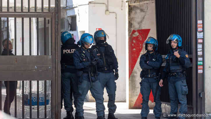 Sicurezza, il report del Viminale: meno reati e sbarchi, boom di sgomberi. Ma crollano le assunzioni di forze dell’ordine