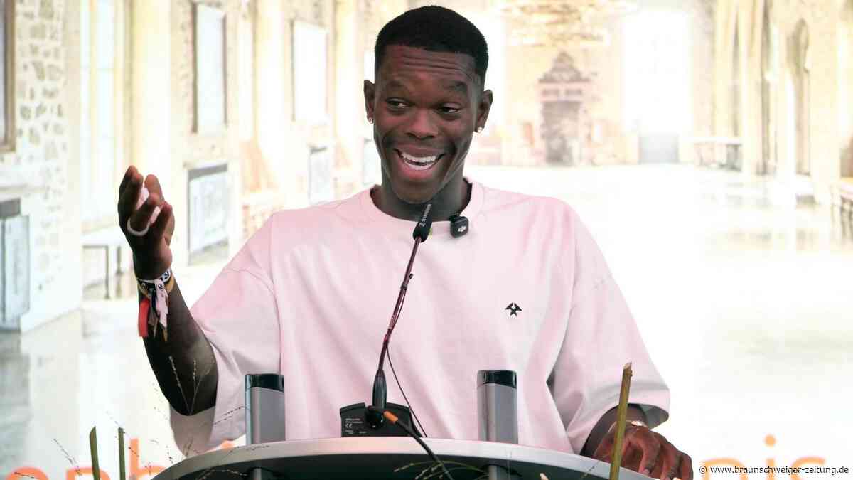 Nach einem halben Jahr: Braunschweigs Ehrenbürger Dennis Schröder erneut getradet