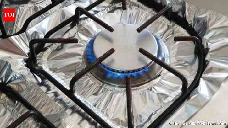 Aluminium foil on gas stoves: Why this popular kitchen hack is trending