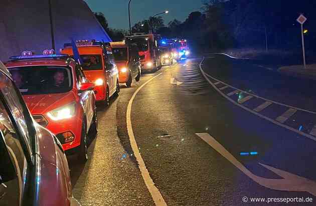 FW-SG: Feuerwehren aus dem Städtedreieck Solingen/Wuppertal/Remscheid unterstützen beim Waldbrand in Hürtgenwald /Eifel