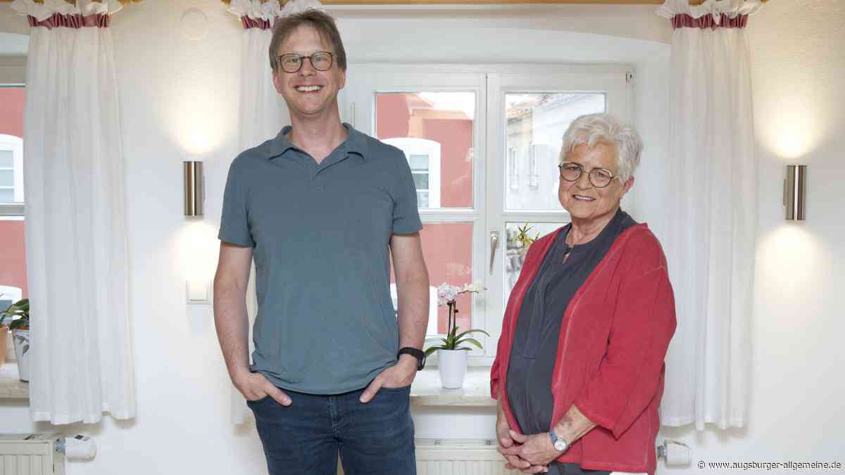 „Das Haus soll wieder leben“: Im Hinteren Anger 301 gibt es jetzt Kunst statt Schuhe