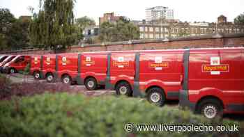 Royal Mail warns of best ink colour to use when writing address on an envelope