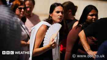 Temperatures soar to 38C as amber extreme heat warning in effect