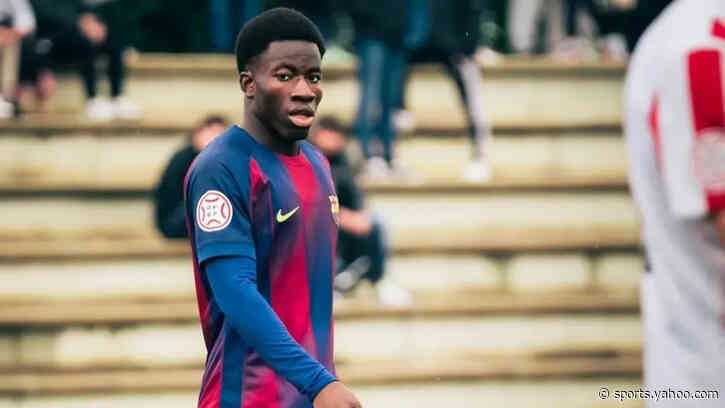 Hansi Flick trials 16-year-old Barcelona wonderkid as a false nine – report