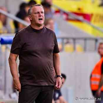 John van den Brom: 'Onacceptabel hoe kinderachtig wij de goals weggeven'