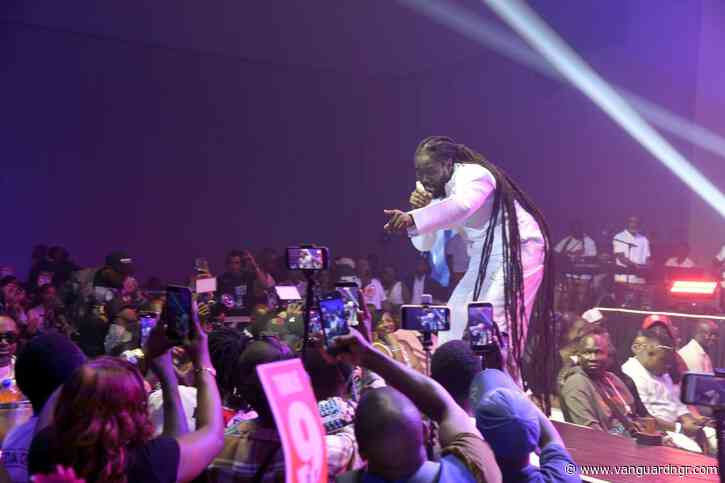 Cobhams, 2Baba, Teni, Dnfo Drivers, others thrill at Daddy Showkey’s unforgettable 50 yrs on stage concert