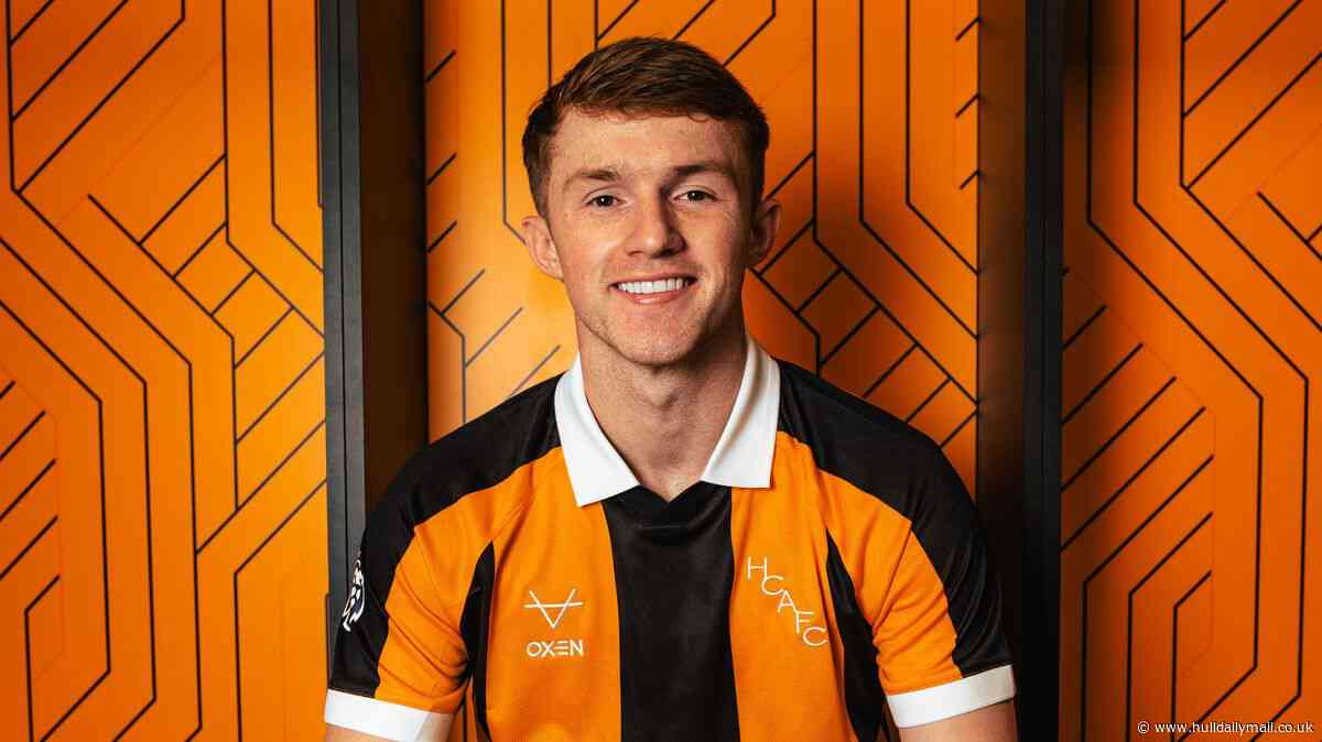 Joe Gelhardt feels Hull City love as excitement explained after Leeds United deal confirmed
