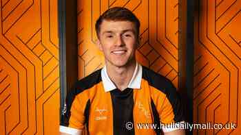Joe Gelhardt feels Hull City love as excitement explained after Leeds United deal confirmed