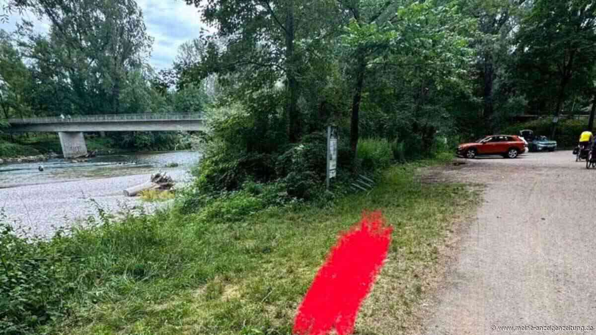 Wasserwirtschaftsamt verbietet Bank an der Isar bei Marzling: Astbruchgefahr