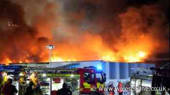 Fire tears through health club in Swansea as people evacuated from homes