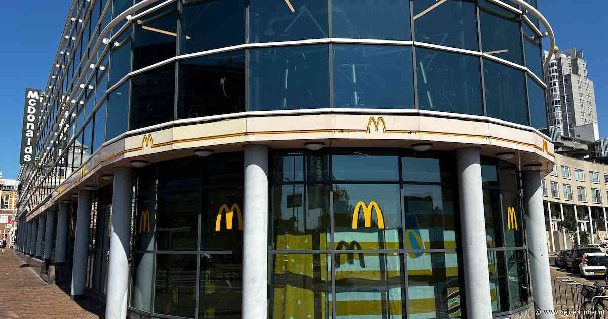 Sportscholen schieten uit de grond, zelfs boven de McDonald’s: ‘Kom je calorieën pakken of verbranden?’