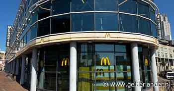 Sportscholen schieten uit de grond, zelfs boven de McDonald’s: ‘Kom je calorieën pakken of verbranden?’