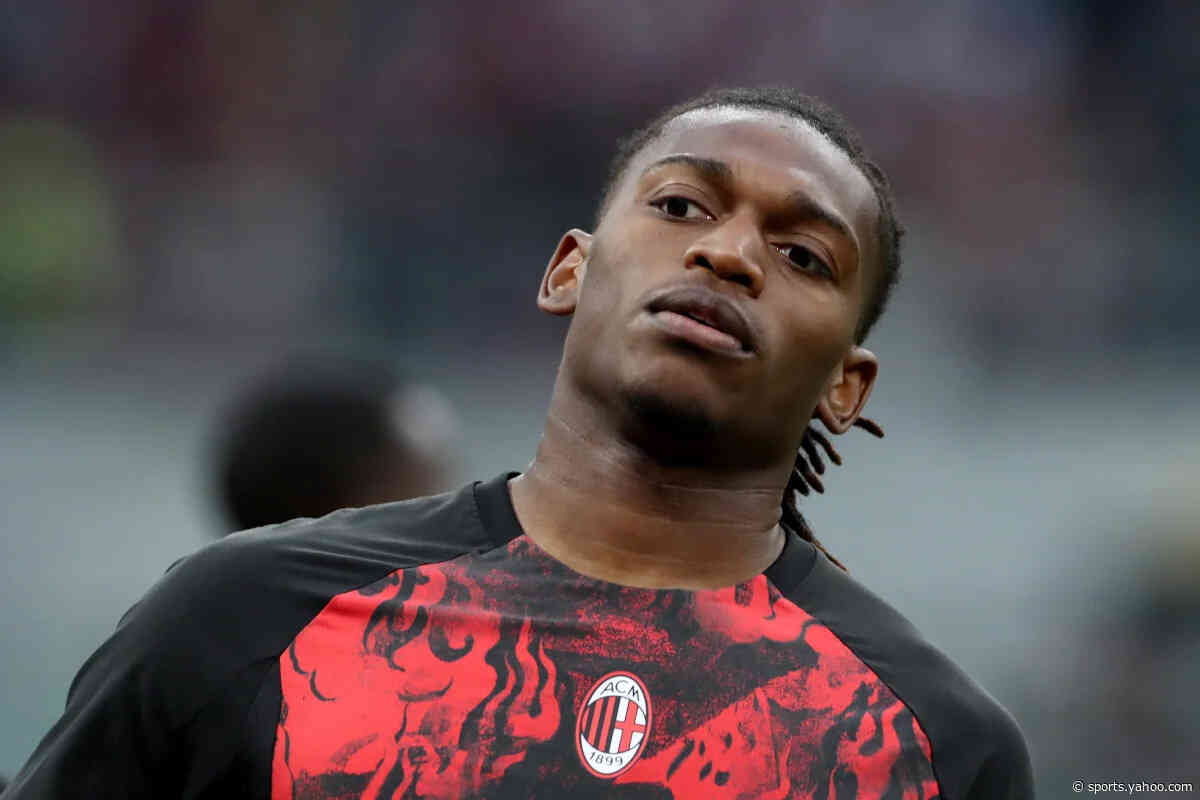 Rafael Leao hits back at report of Milan row with Amorim: ‘You lying’