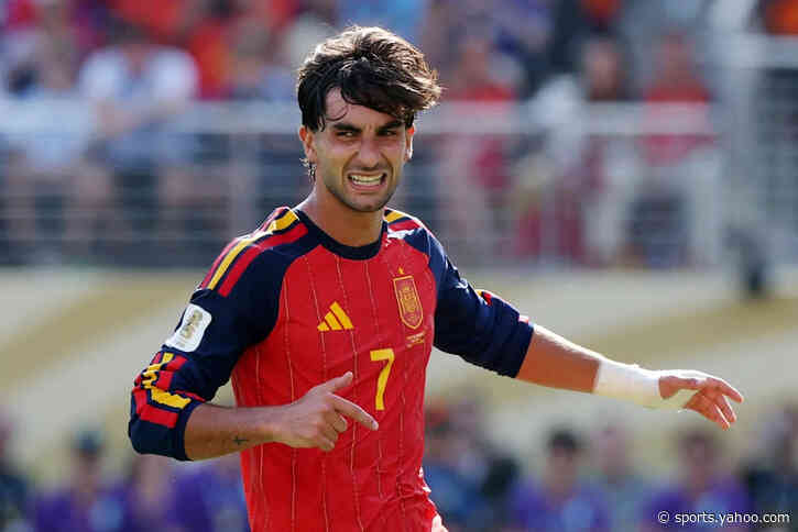 World Cup final match-winner Ferran Torres makes big-money move to PSG