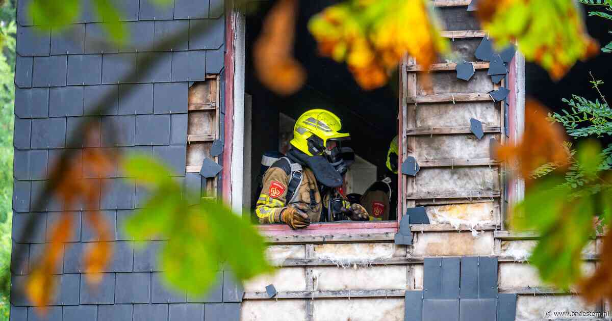 Brand in oud Rabobank-pand in Sint Willebrord, vuur snel onder controle