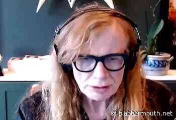 MEGADETH's DAVE MUSTAINE Reflects On His Cancer Battle: 'God Wanted Me To Be Healed'