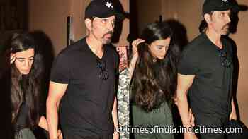 Hrithik, Saba spotted hand-in-hand after a movie date, amid break-up rumours