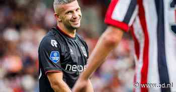 NEC op rozen tegen Willem II: Bryan Linssen schiet derde treffer snoeihard tegen de touwen