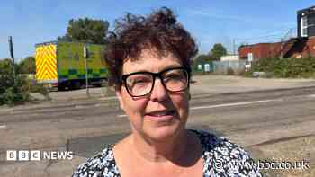 'Holme Fen fire smoke is coming closer - it's scary'