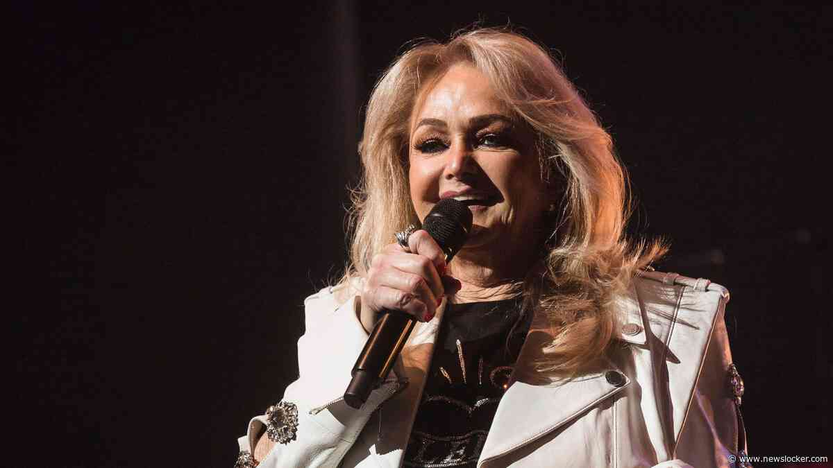 Honderden mensen nemen afscheid van zangeres Bonnie Tyler
