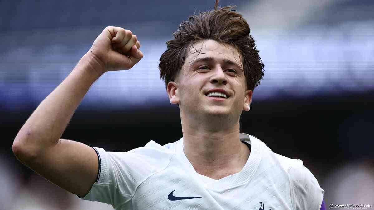 Moore double gives Spurs win over Hoffenheim as Robertson impresses