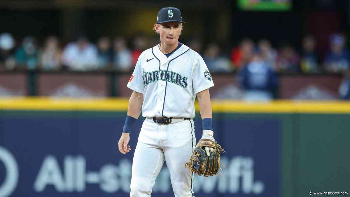 Mariners say top prospect Colt Emerson downplayed severity of wrist injury: 'He should have said something'