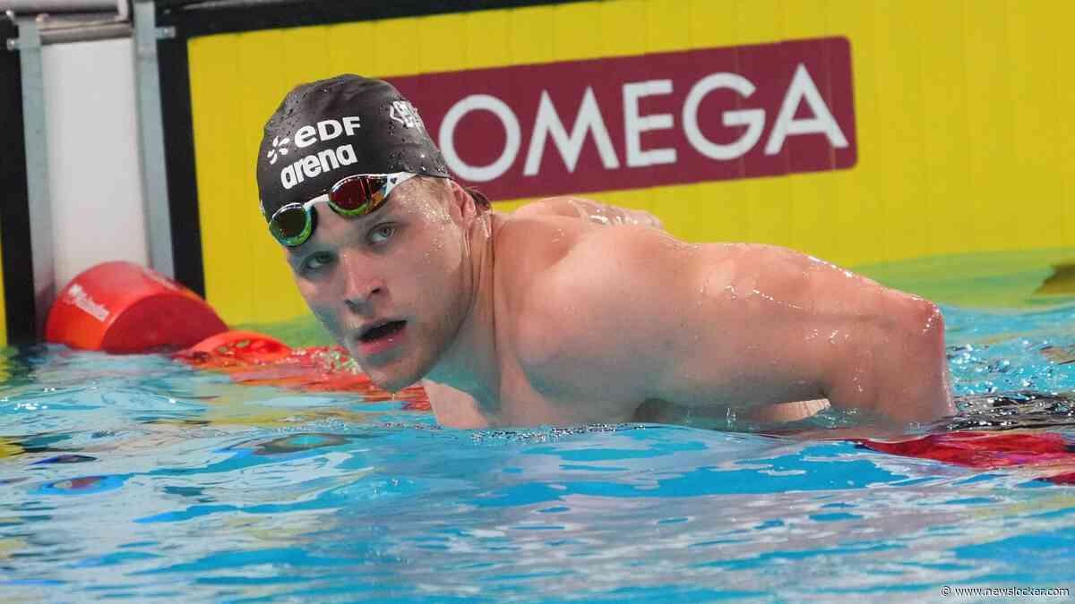 Koen de Groot verrast en pakt met Nederlands record zilveren medaille op 50 meter schoolslag