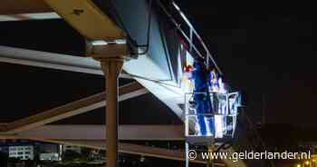 Vrachtwagens rijden ’s nachts urenlang heen en weer om constructie Merwedebrug te testen
