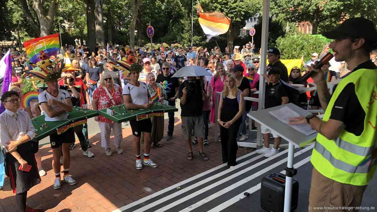 Premiere in Peine  – mehr als 50 Fotos vom ersten CSD