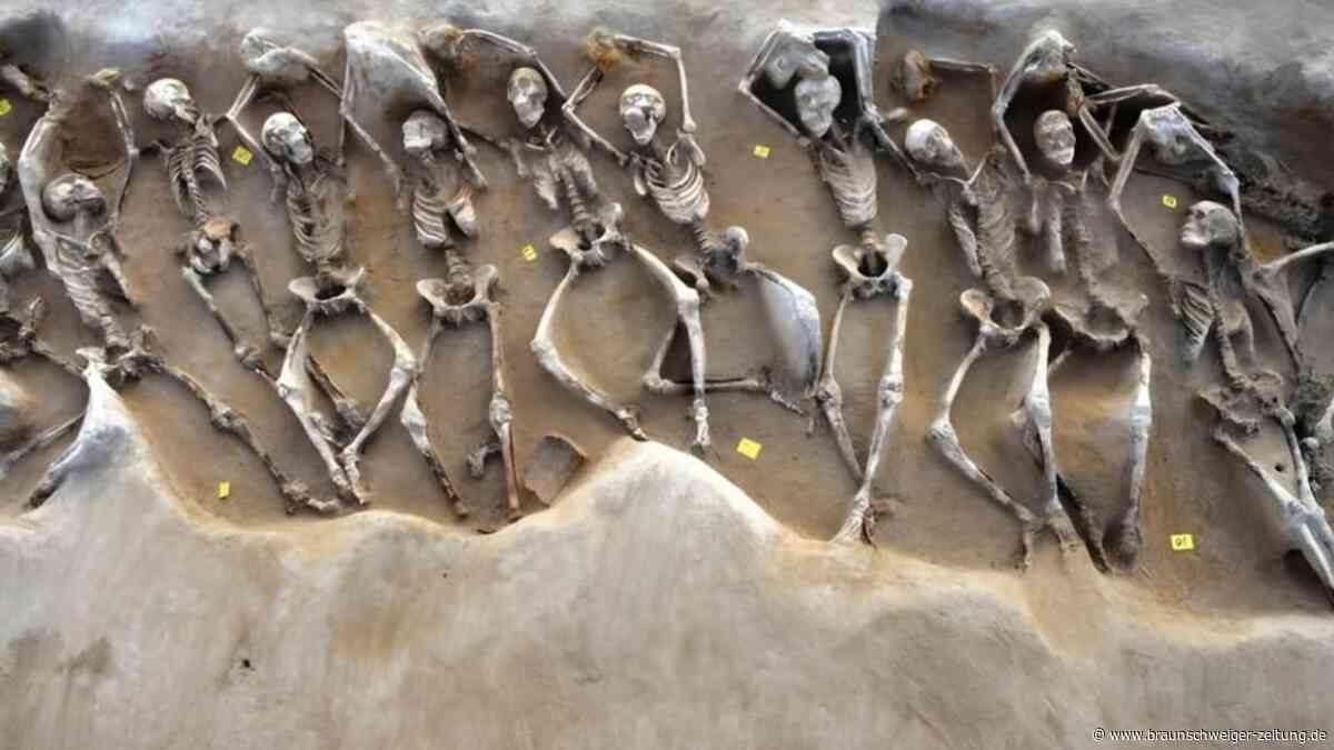 Massengrab der Antike: Rätsel um die gefesselten Männer von Athen
