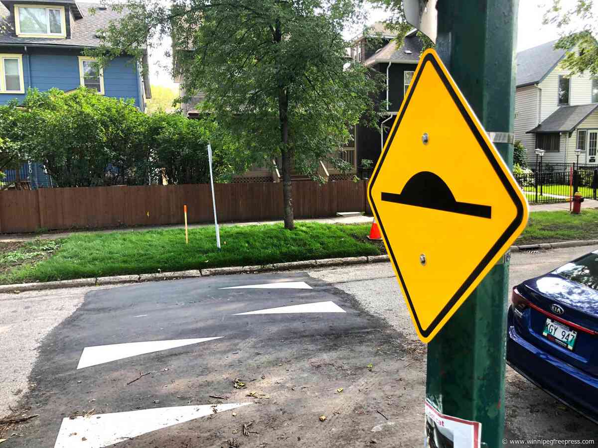 West Kildonan Industrial residents call for speed bumps after child hit by truck