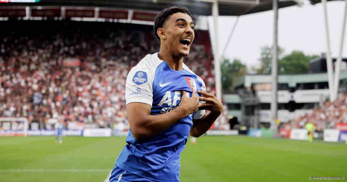 Uitstekend AZ zet FC Utrecht bij het thuisdebuut van trainer Correia flink te kijk