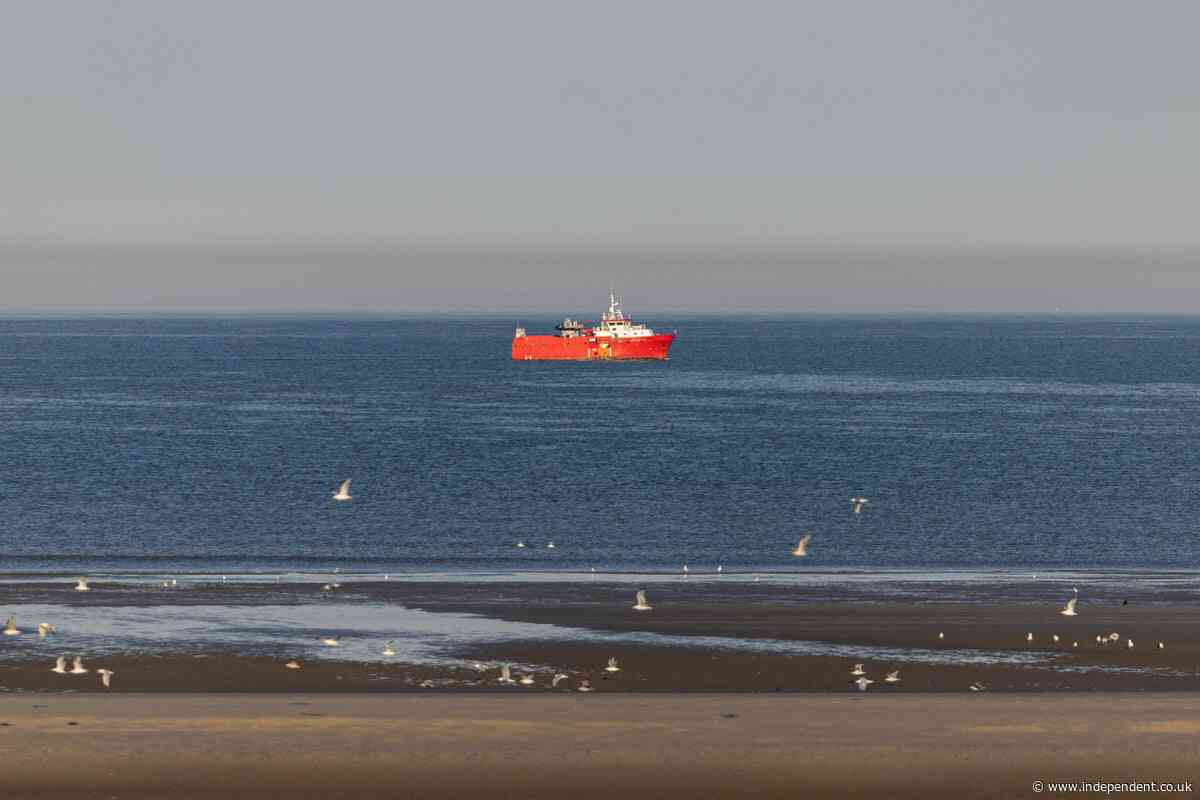 French launch rescue operation as 140 migrants attempt Channel crossing to UK