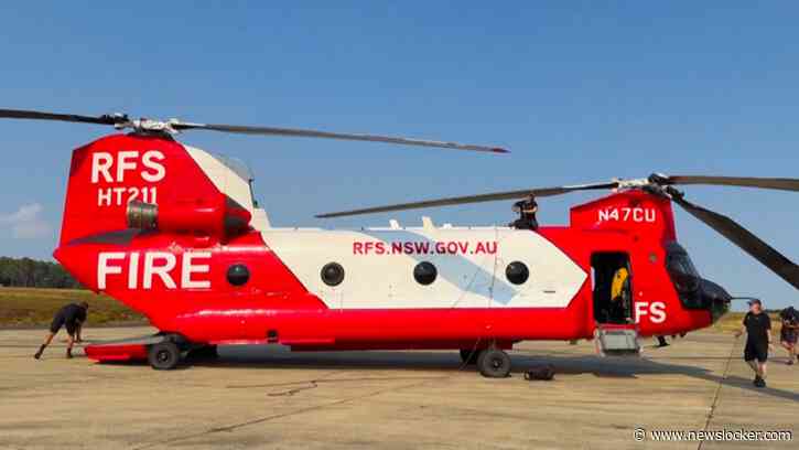 Australische Chinook-brandbestrijdingshelikopter ingezet bij bestrijden bosbrand Frankrijk