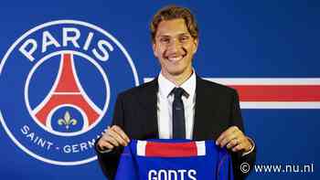 Mika Godts rondt transfer naar PSG af en is op vier na duurste Ajacied ooit