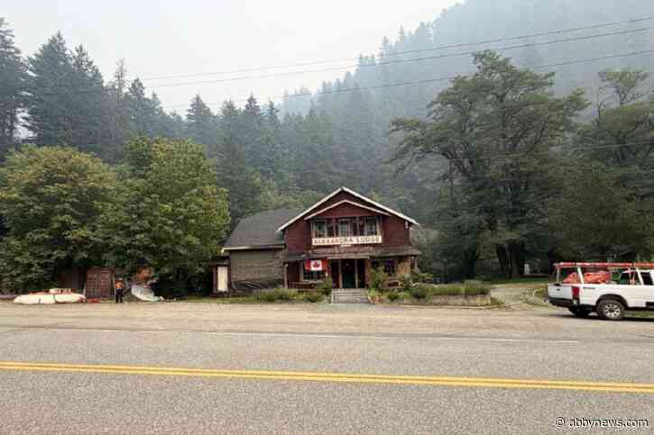Ainslie Creek wildfire showing growth on southwest flank in Fraser Canyon