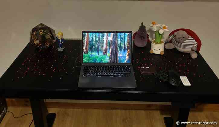 I spent two months using the Eureka Ergonomic Wonder Glowing Glass Desk, and it's beautiful — but there's one small problem