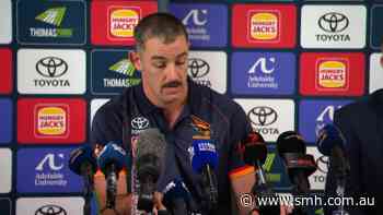 Crows legend calls time on career