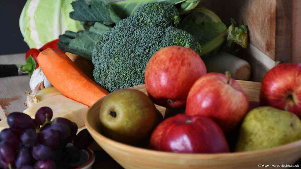 I asked experts how many portions of fruit and veg you really should eat each day