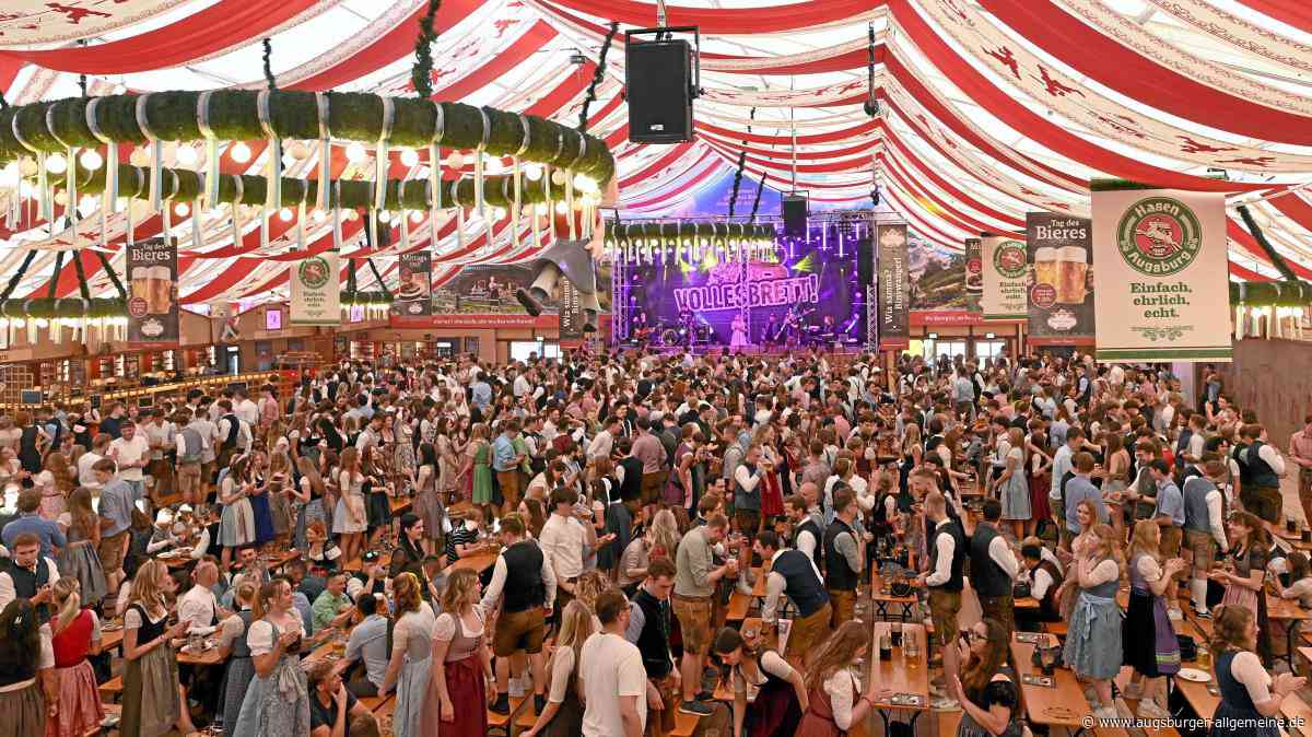 Schwabens größter Volksfeststreit: Wie Frauen gegen Alkohol beim Plärrer Sturm liefen