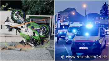 Motorrad rast in Auto: Junger Biker (†19) stirbt noch an der Unfallstelle