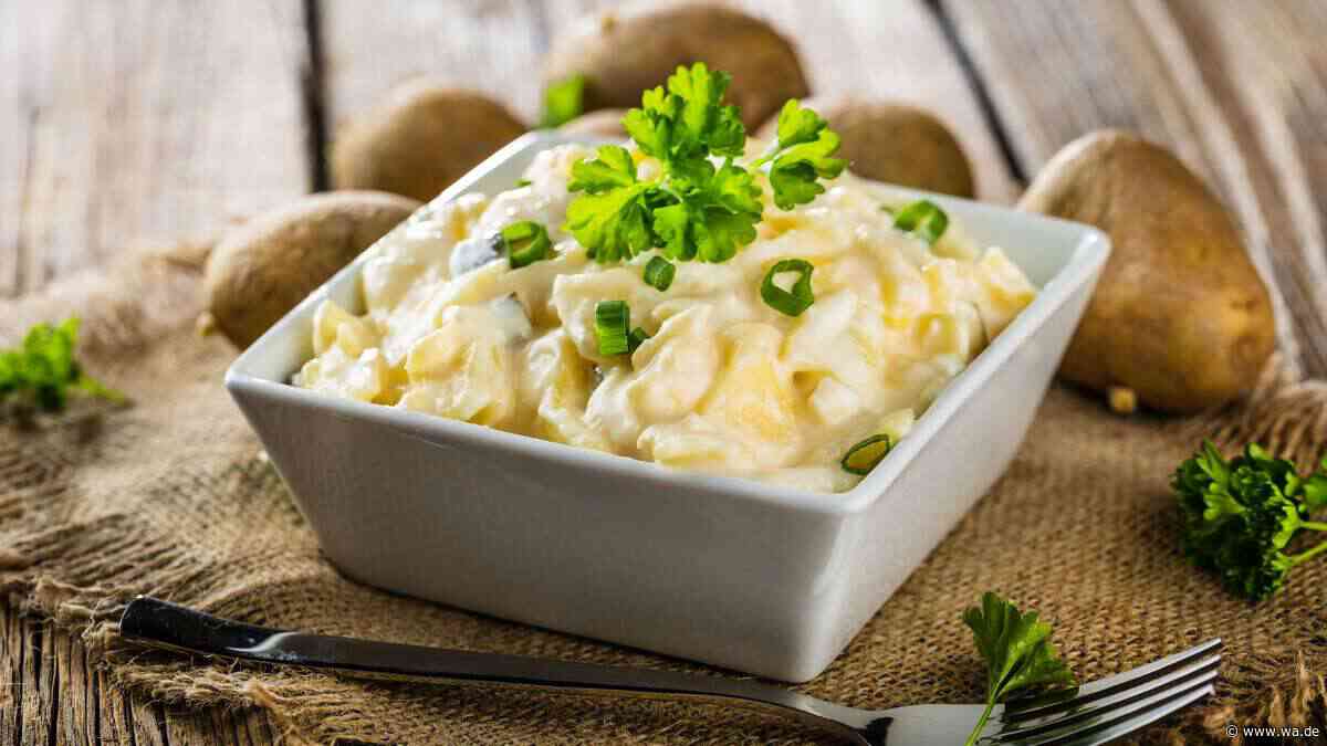 Kartoffelsalat mit Ei – würziger Senf trifft leichte Crème fraîche