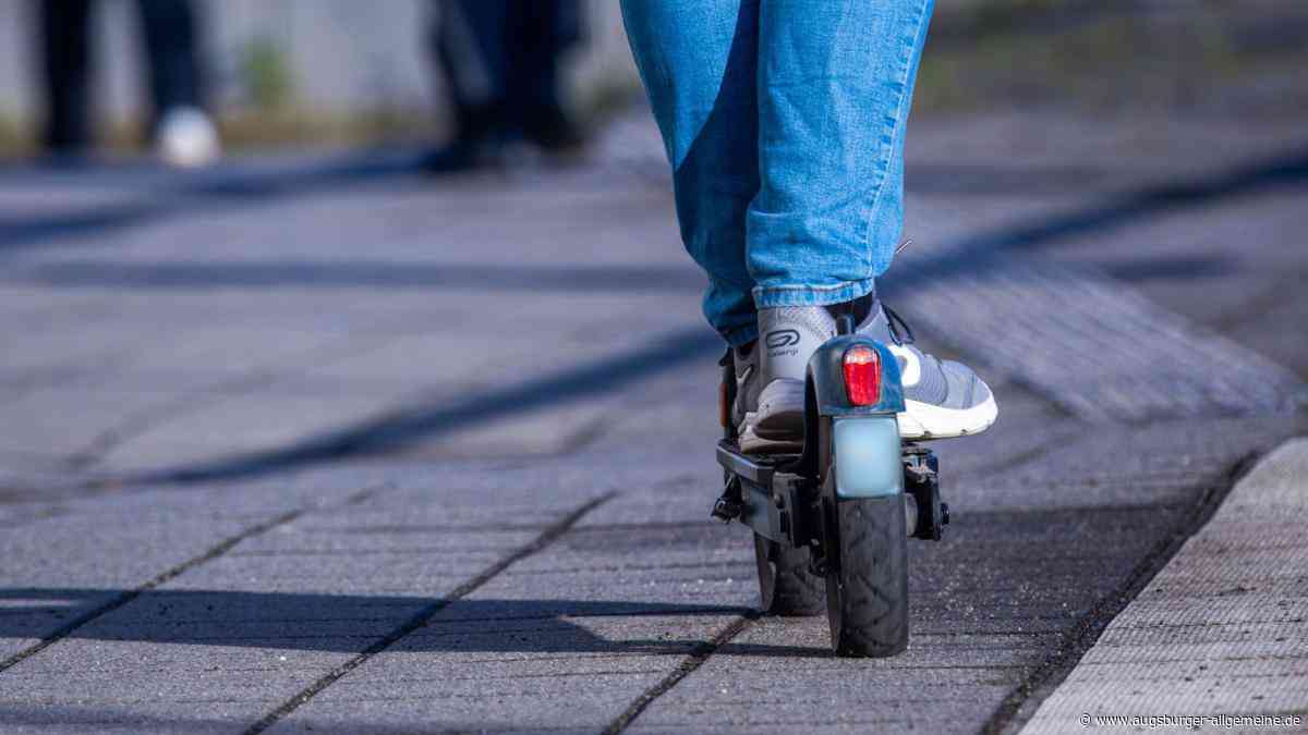 Zeugen gesucht: E-Scooter am Sendener Bahnhof gestohlen